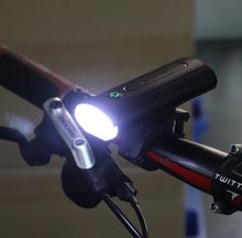 Load image into Gallery viewer, Flare Recon LED waterproof bike light and power bank by Cushbike for long rides and cycling visibility.